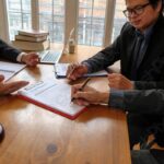 Contrato de compra e venda: como funciona e a importância de contar com um advogado